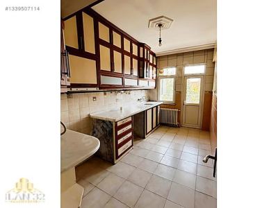 CUMA PAZARININ HEMEN YANINDA SATILIK DAİRE - fotoğraf 2