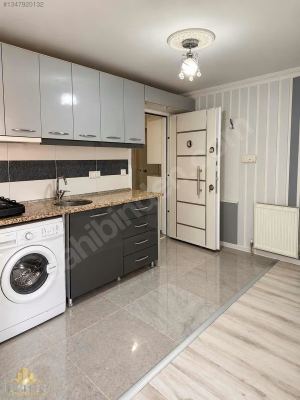 BAHÇELİEVLER'DE SATILIK EŞYALI APART - fotoğraf 9